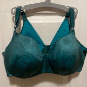 Cacique bra Like New!